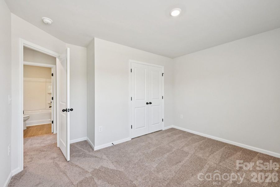 Spacious, unfurnished interior of a new home in Willow Estates, Shelby (Image 19).