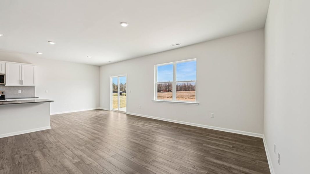 Spacious, unfurnished interior of a new home in Shahbain Reserve, Raeford (Image 15). Spacious, unfurnished interior of a new home in Shahbain Reserve, Raeford (Image 15).