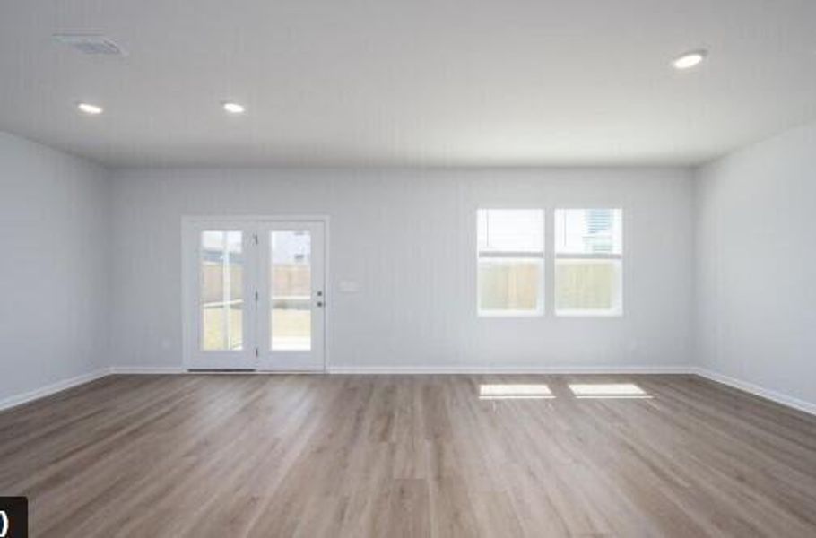 Spacious, unfurnished interior of a new home in Nexton, Summerville (Image 14).