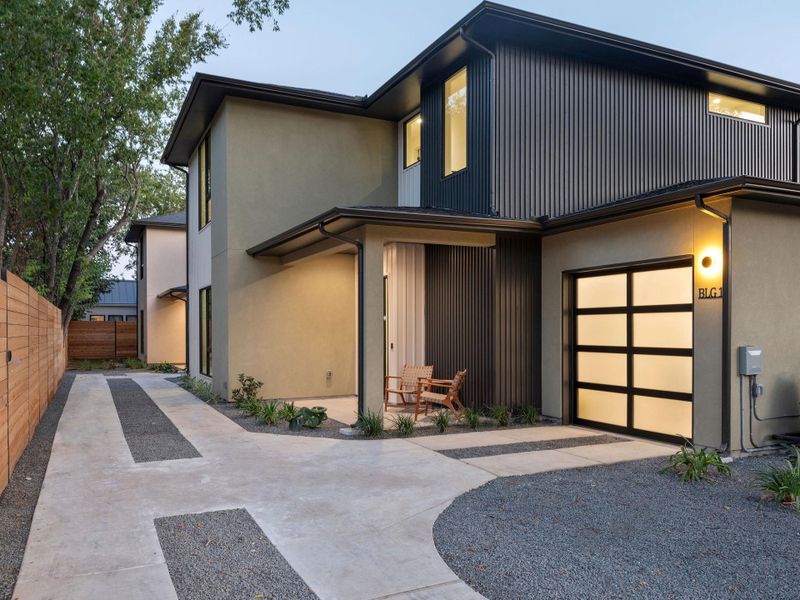 Contemporary home featuring driveway