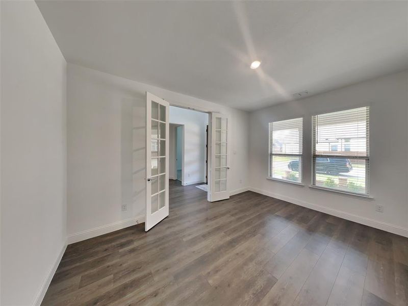 Spacious, unfurnished interior of a new home in The Ridge at Northlake 60s, Northlake (Image 10). Spacious, unfurnished interior of a new home in The Ridge at Northlake 60s, Northlake (Image 10).