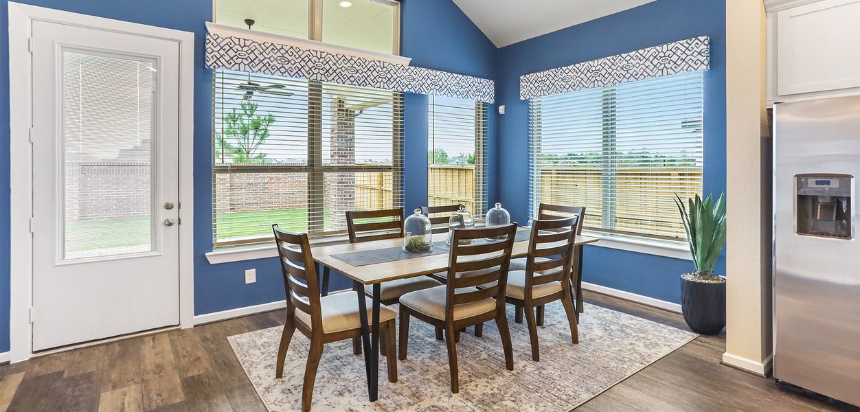 Furnished interior view inside a new home in Brookewater, Rosenberg (Image 8).