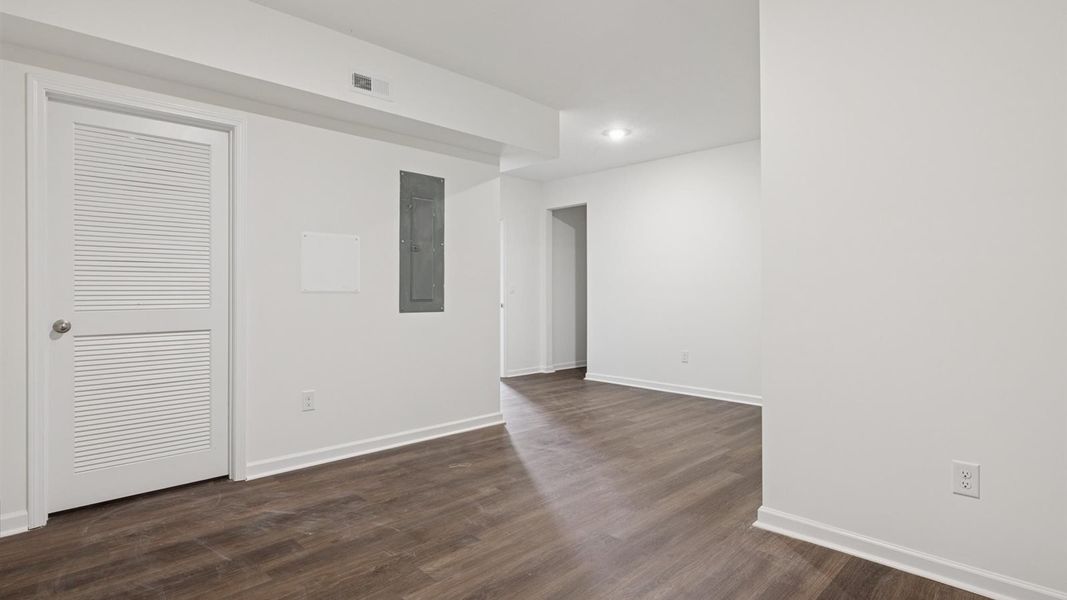 Spacious, unfurnished interior of a new home in Whispering Springs, Maryville (Image 41). Spacious, unfurnished interior of a new home in Whispering Springs, Maryville (Image 41).