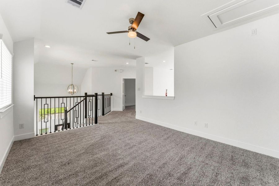 Spacious, unfurnished interior of a new home in Woodforest, Montgomery (Image 28).