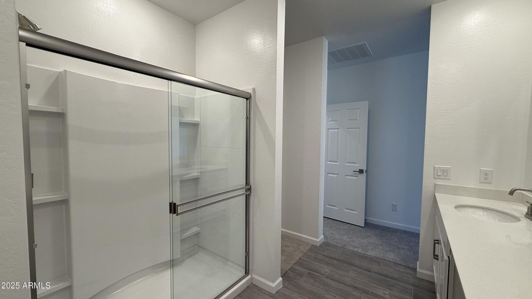 016 - Primary Bathroom 016 - Primary Bathroom