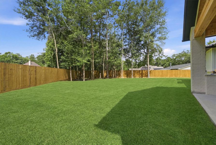 Exterior details and patio area of a home in , Roman Forest (Image 22).