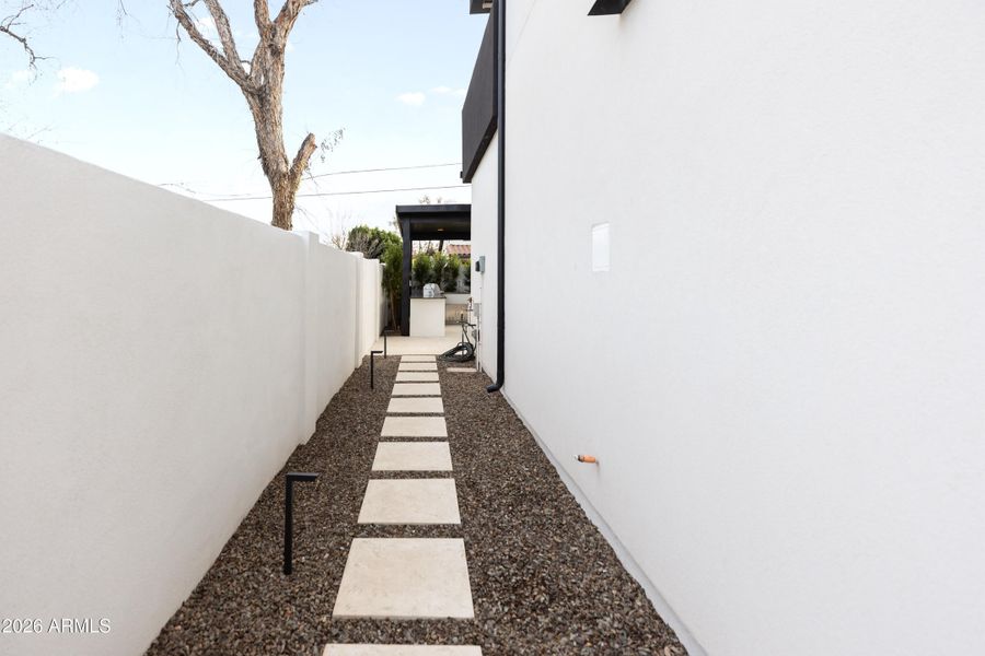 Side Walkway Side Walkway