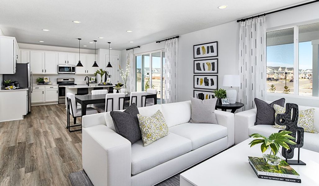 Tourmaline-NCO-ThompsonRiverRanch living room