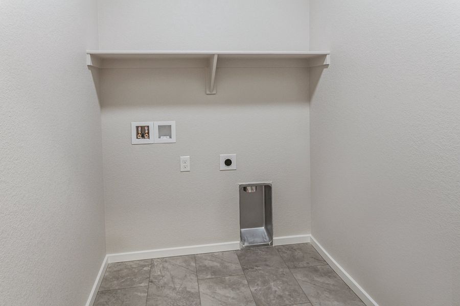 Spacious, unfurnished interior of a new home in Prairie Song, Windsor (Image 36). Spacious, unfurnished interior of a new home in Prairie Song, Windsor (Image 36).