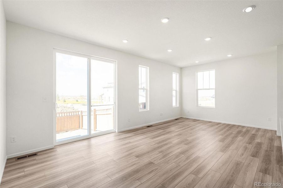 Spacious, unfurnished interior of a new home in , Aurora (Image 28). Spacious, unfurnished interior of a new home in , Aurora (Image 28).