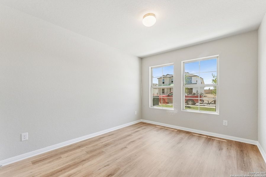 Spacious, unfurnished interior of a new home in Cinco Lakes, San Antonio (Image 12). Spacious, unfurnished interior of a new home in Cinco Lakes, San Antonio (Image 12).