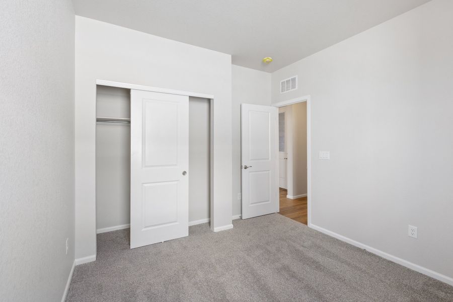 Spacious, unfurnished interior of a new home in Talon Pointe, Thornton (Image 17). Spacious, unfurnished interior of a new home in Talon Pointe, Thornton (Image 17).