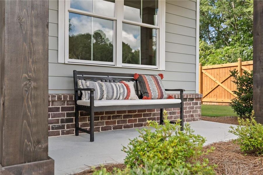 Exterior details and patio area of a home in Oak Valley Estates, Marietta (Image 27).
