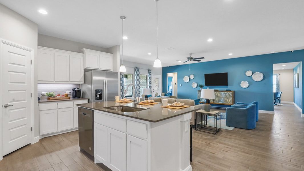 Furnished interior view inside a new home in Sandstone Estates, Granbury (Image 6). Furnished interior view inside a new home in Sandstone Estates, Granbury (Image 6).