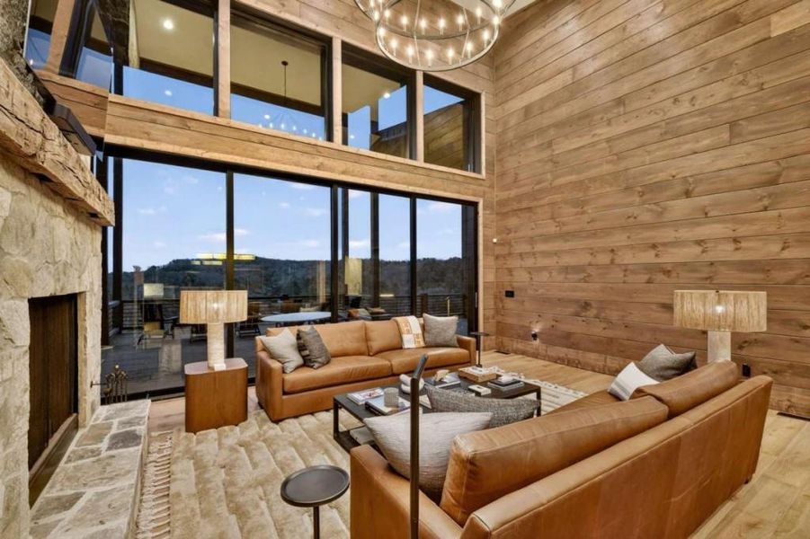 Community amenities in , Mineral Bluff (Image 77).