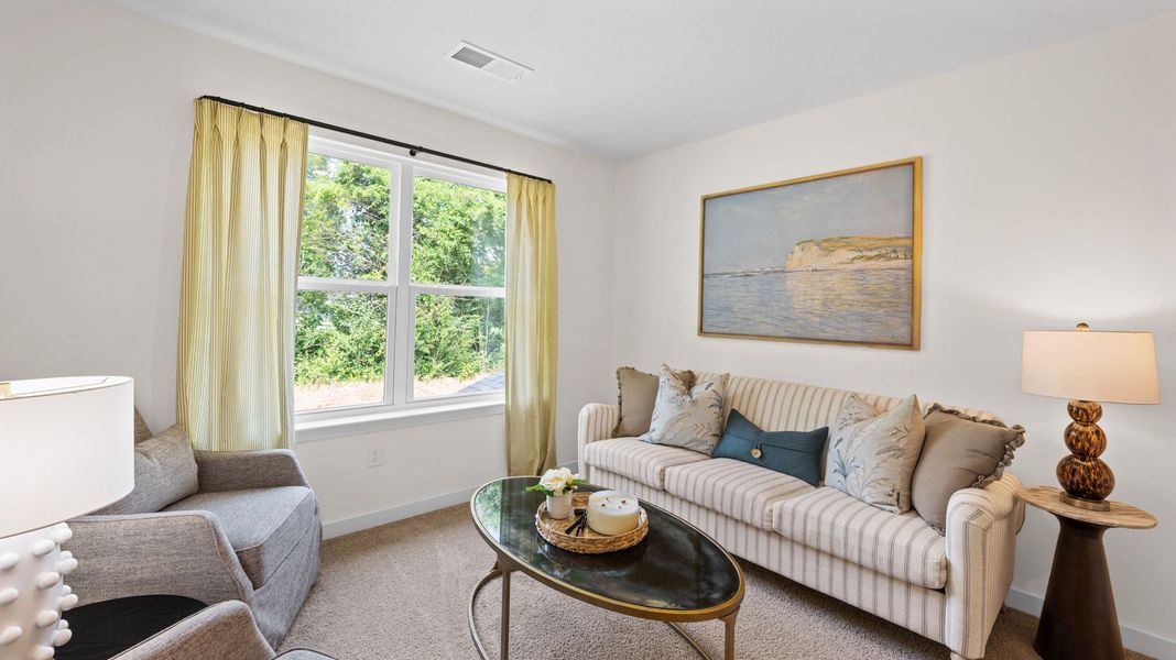 Furnished interior view inside a new home in Lone Oaks Farm, Cleveland (Image 34).