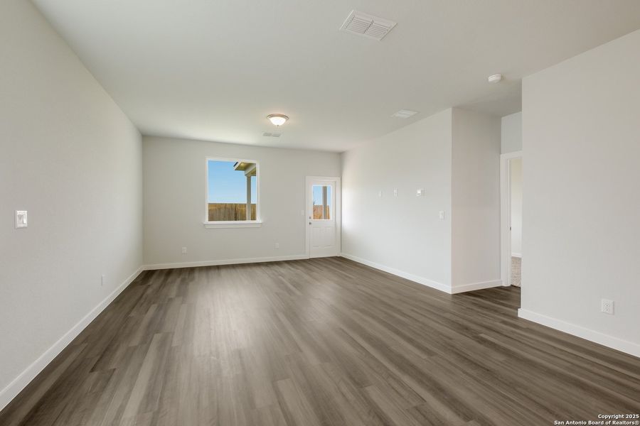 Spacious, unfurnished interior of a new home in Talley Fields, San Antonio (Image 25). Spacious, unfurnished interior of a new home in Talley Fields, San Antonio (Image 25).