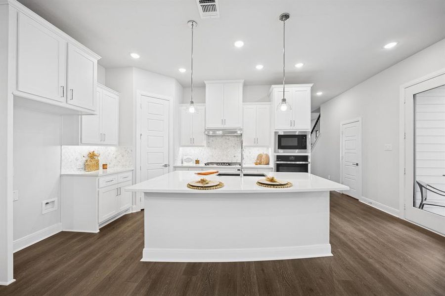 Furnished interior view inside a new home in The Retreat at Harvest, Argyle (Image 4). Furnished interior view inside a new home in The Retreat at Harvest, Argyle (Image 4).