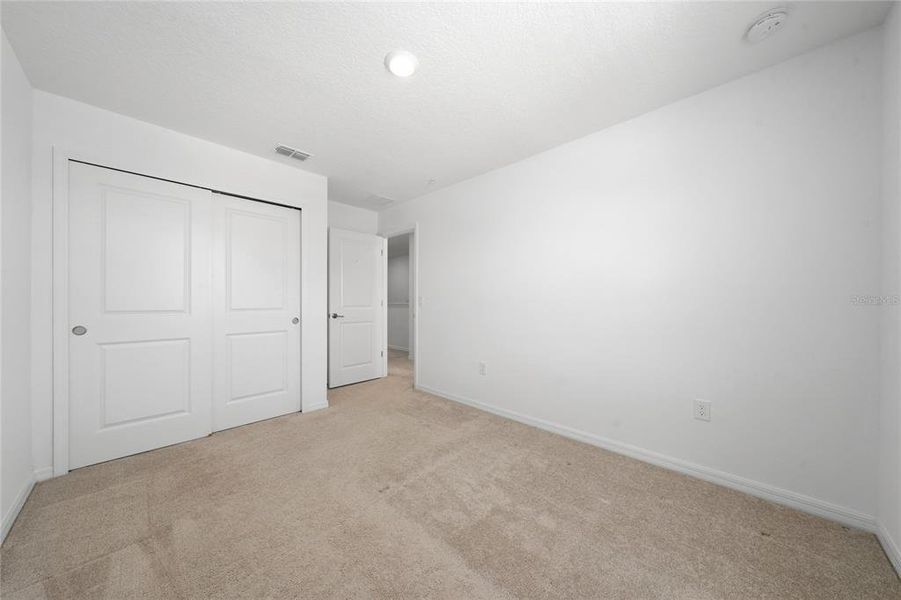 Spacious, unfurnished interior of a new home in , St. Cloud (Image 17).