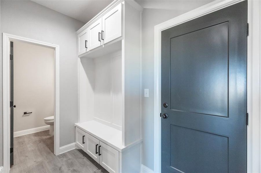 Furnished interior view inside a new home in , Tuscola (Image 10).