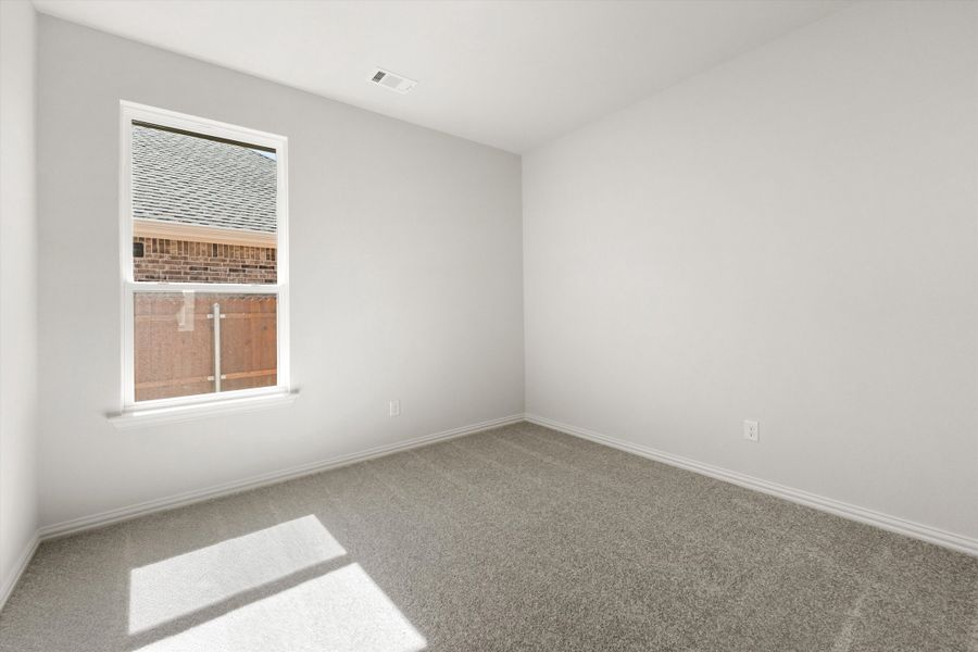 Spacious, unfurnished interior of a new home in Morningstar, Aledo (Image 30).