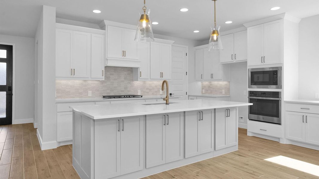 Furnished interior view inside a new home in Cross Creek West, Fulshear (Image 7).