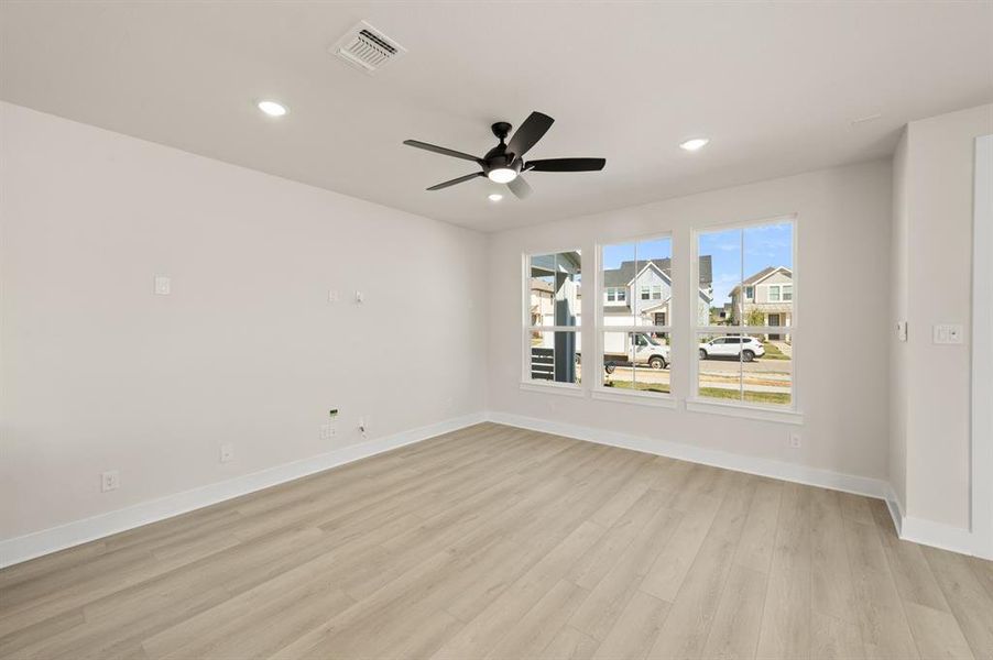 1601 Laurel- Living Room-3
