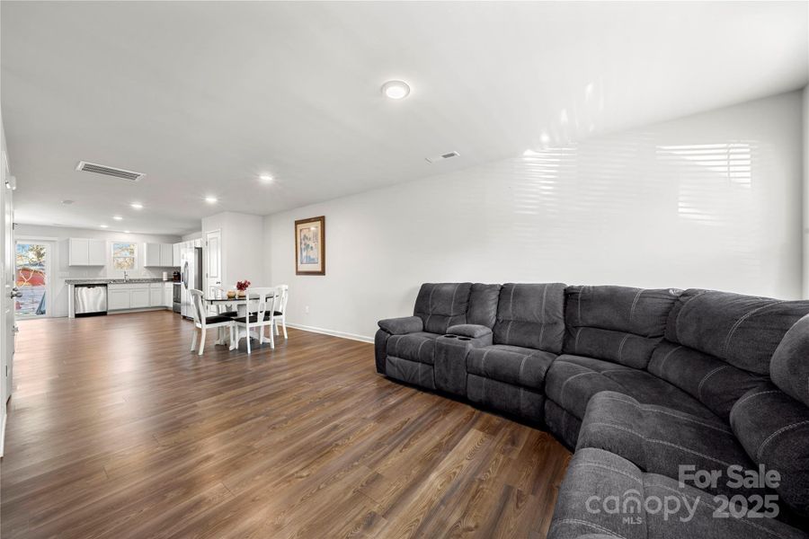 Furnished interior view inside a new home in , Lincolnton (Image 6).