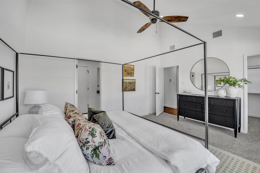 Furnished interior view inside a new home in , Dallas (Image 20). Furnished interior view inside a new home in , Dallas (Image 20).