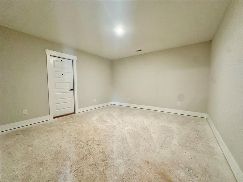 Spacious, unfurnished interior of a new home in Marble Tree, Ball Ground (Image 19).