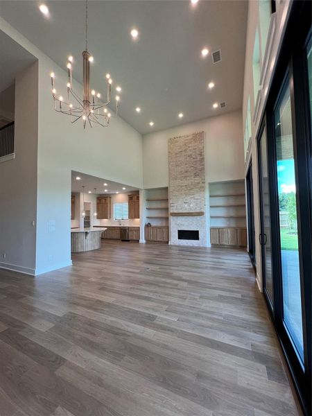 Spacious, unfurnished interior of a new home in ARTAVIA: 60ft. lots, Conroe (Image 9).