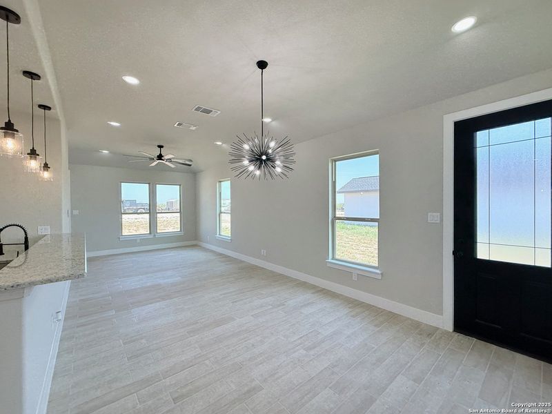 Spacious, unfurnished interior of a new home in , La Vernia (Image 20). Spacious, unfurnished interior of a new home in , La Vernia (Image 20).