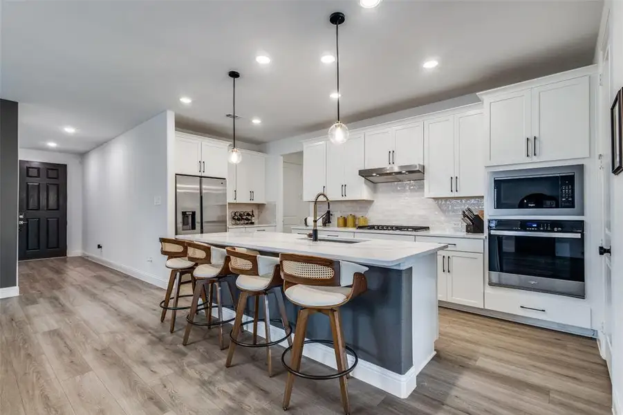 Furnished interior view inside a new home in Ashford Park - Texana Series, Corinth (Image 15).