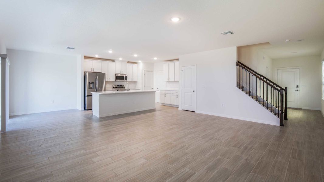 Representative unfurnished interior of a home built from the Glendale by Maronda Homes in Crosswinds, Haines City (Image 7).