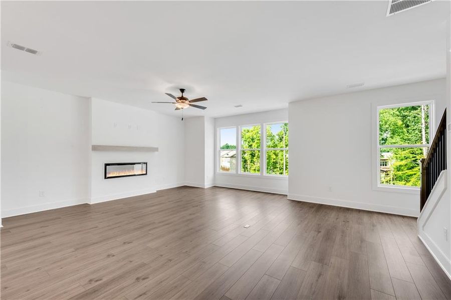 Spacious, unfurnished interior of a new home in , Suwanee (Image 15).