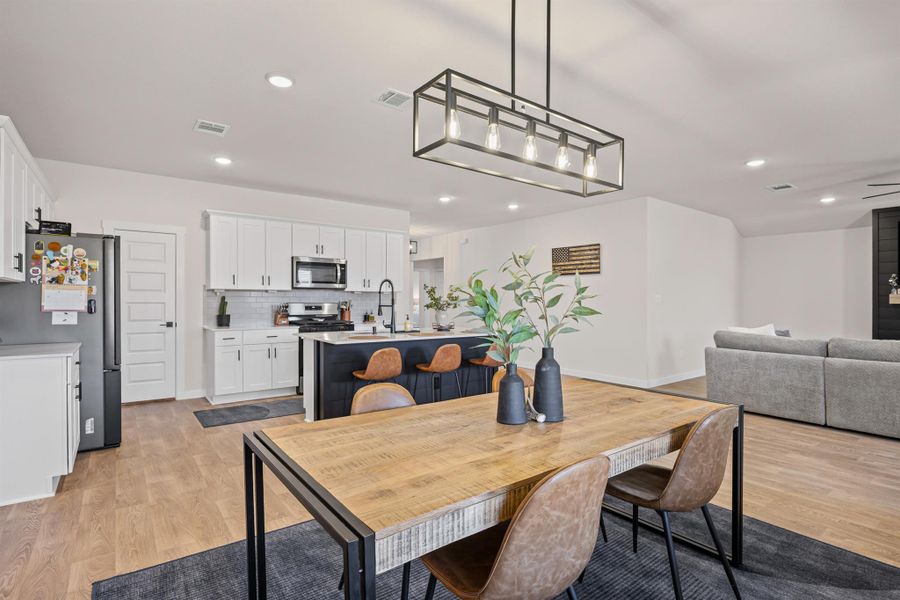 Furnished interior view inside a new home in Hartland Ranch, Lockhart (Image 14). Furnished interior view inside a new home in Hartland Ranch, Lockhart (Image 14).