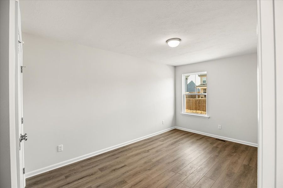 Spacious, unfurnished interior of a new home in Windsor, North Augusta (Image 26).