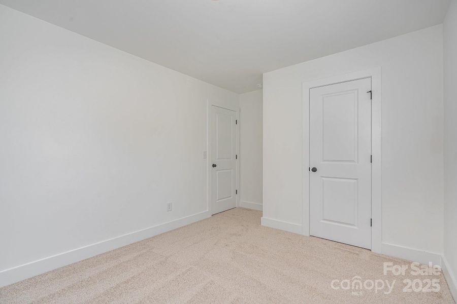 Spacious, unfurnished interior of a new home in , Gastonia (Image 11).