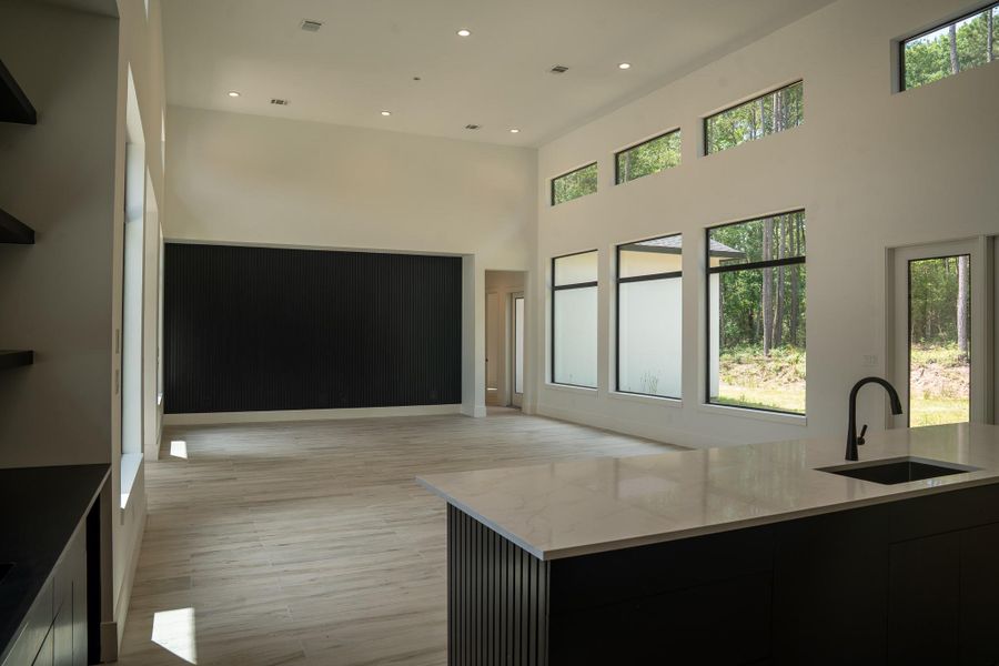 Image 29 of a home in .