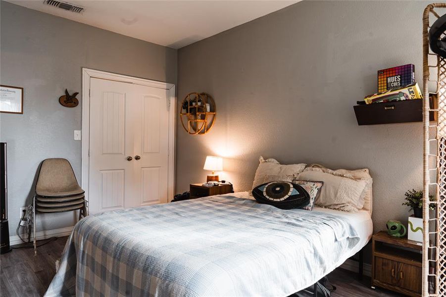 Furnished interior view inside a new home in , Fort Worth (Image 34). Furnished interior view inside a new home in , Fort Worth (Image 34).