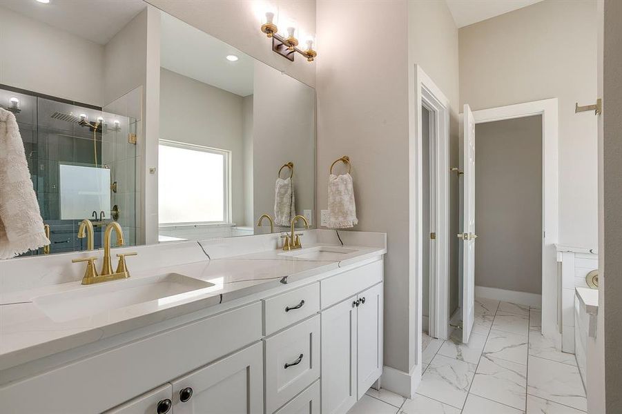 Furnished interior view inside a new home in , Mineral Wells (Image 14).