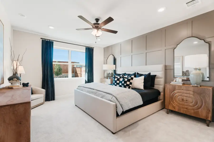 Furnished interior view inside a new home in Goodland, Midlothian (Image 4).