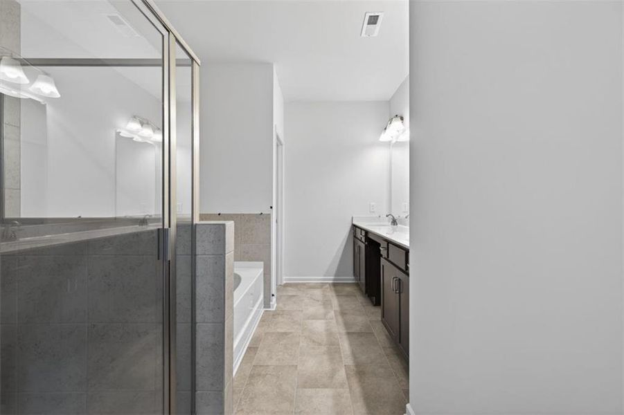 Furnished interior view inside a new home in Jameson Towns, Villa Rica (Image 23).