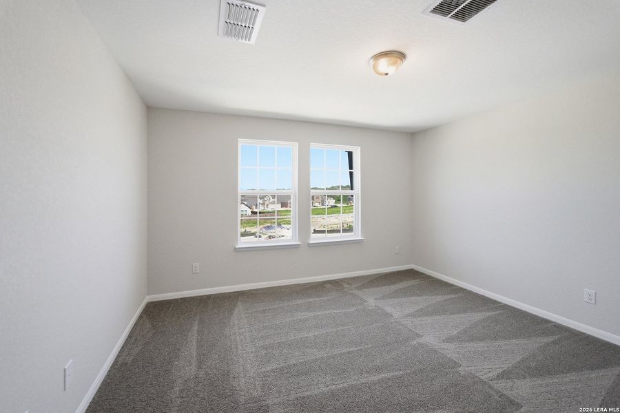 Spacious, unfurnished interior of a new home in Arcadia Ridge, San Antonio (Image 29).