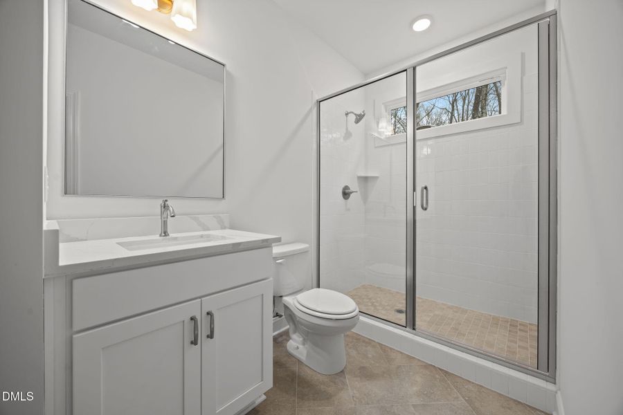 35-web-or-mls-IMG_0915 35-web-or-mls-IMG_0915