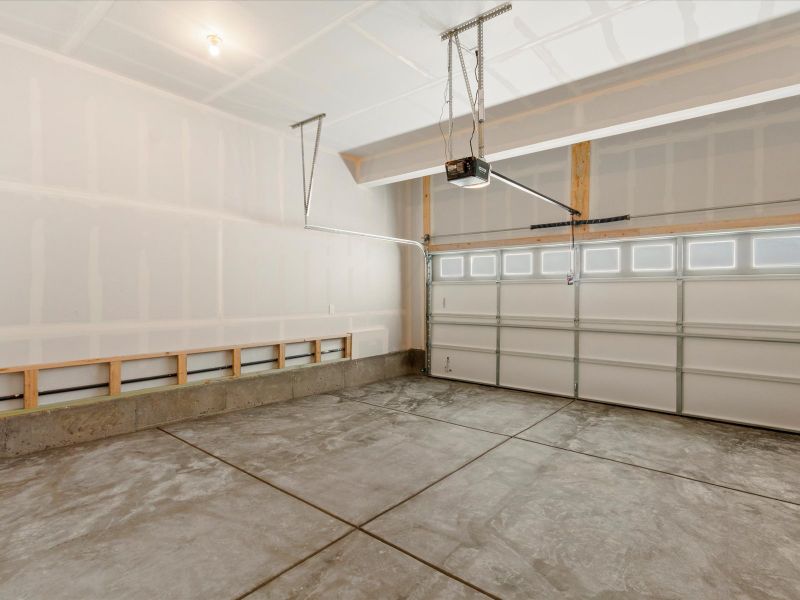 Spacious, unfurnished interior of a new home in Westgate, Greeley (Image 32).