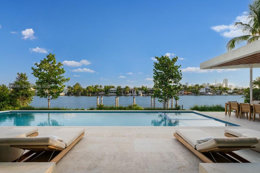 Community amenities in , Miami Beach (Image 51).