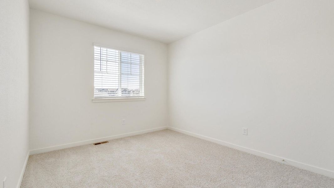 Spacious, unfurnished interior of a new home in Silver Peaks, Lochbuie (Image 23). Spacious, unfurnished interior of a new home in Silver Peaks, Lochbuie (Image 23).