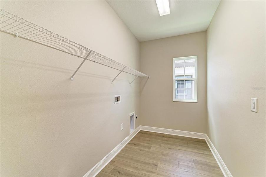 Spacious, unfurnished interior of a new home in Caldera, Spring Hill (Image 20).