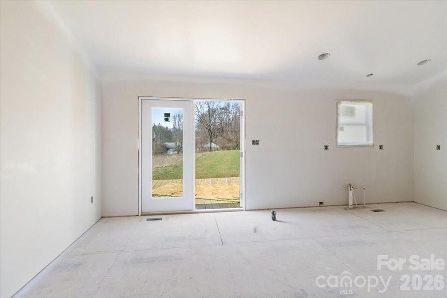 Image 24 of a home in .